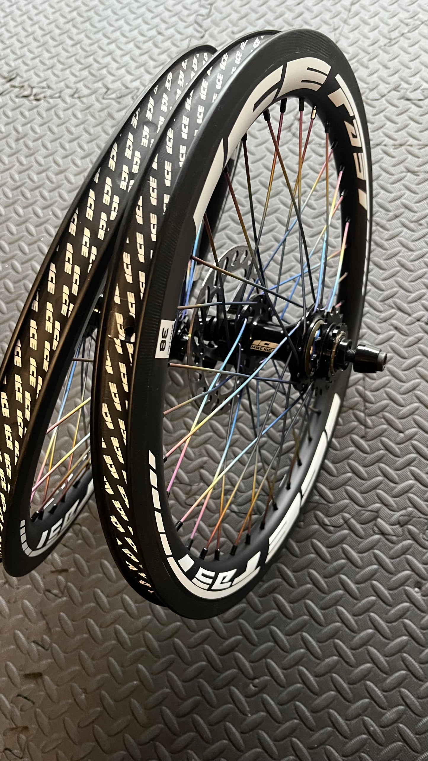 ICE FAST 38 Wheel set