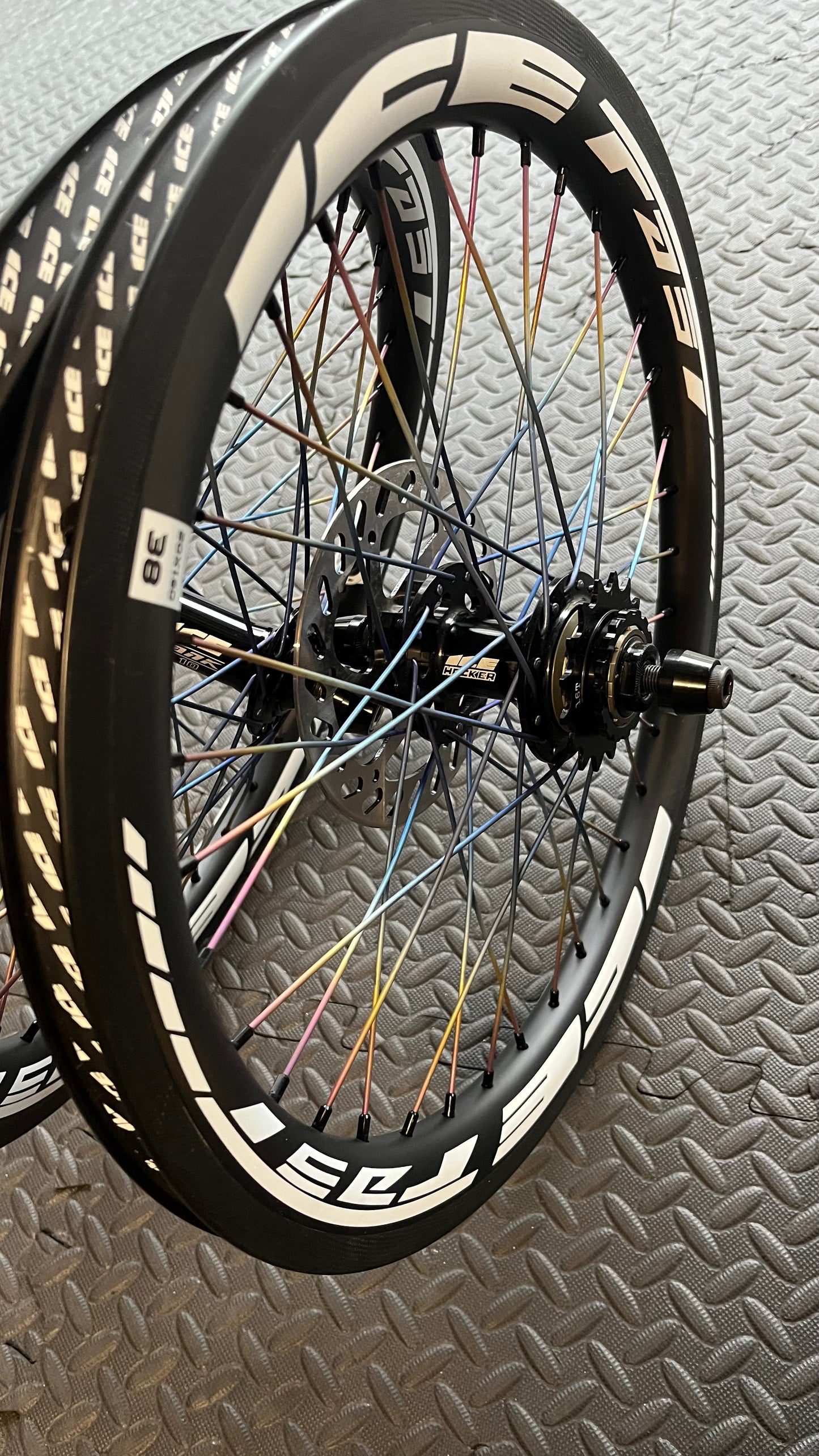 ICE FAST 38 Wheel set