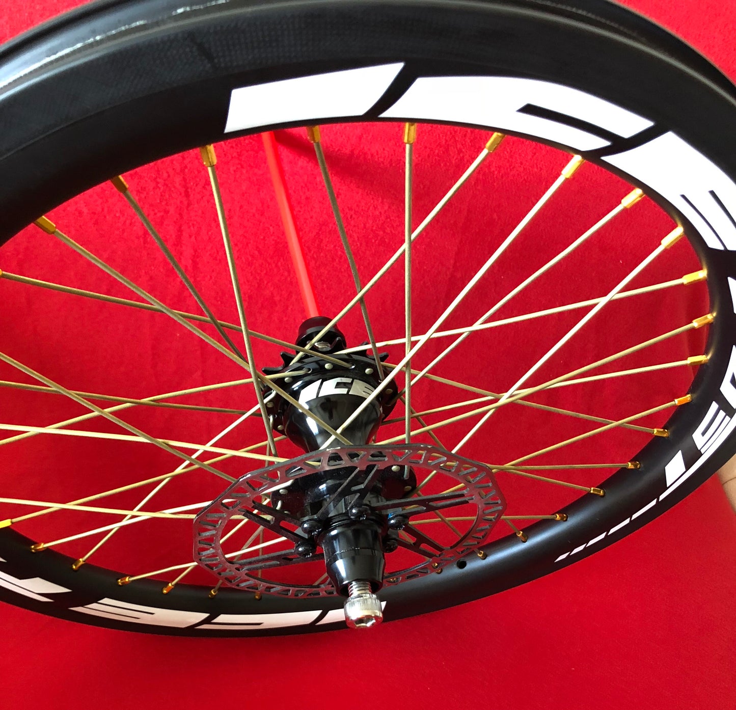 ICE CARBON WHEEL SET DISC REAR HUB